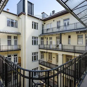 Stollar Apartment, Danube View Apartment